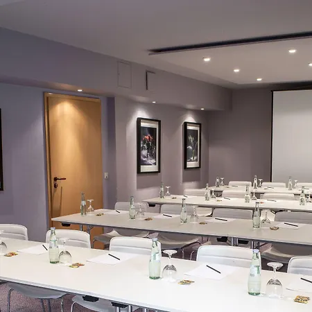 Szálloda Airport By The New Yorker