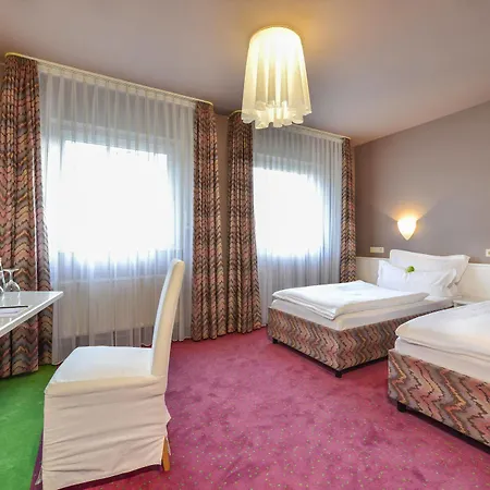 Szálloda Airport By The New Yorker