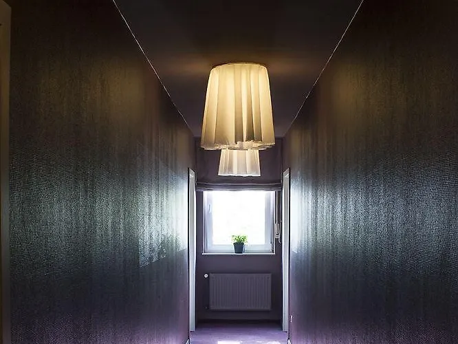 Airport By The New Yorker 3*