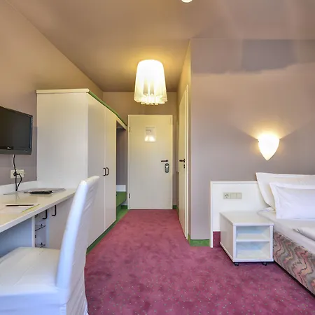 Airport By The New Yorker