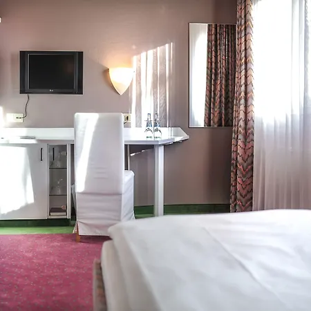 Hotel Airport By The New Yorker Köln