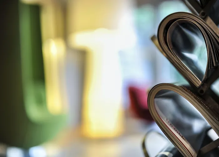 Airport By The New Yorker