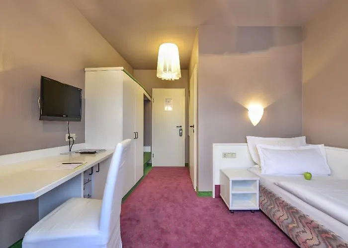 Airport By The New Yorker